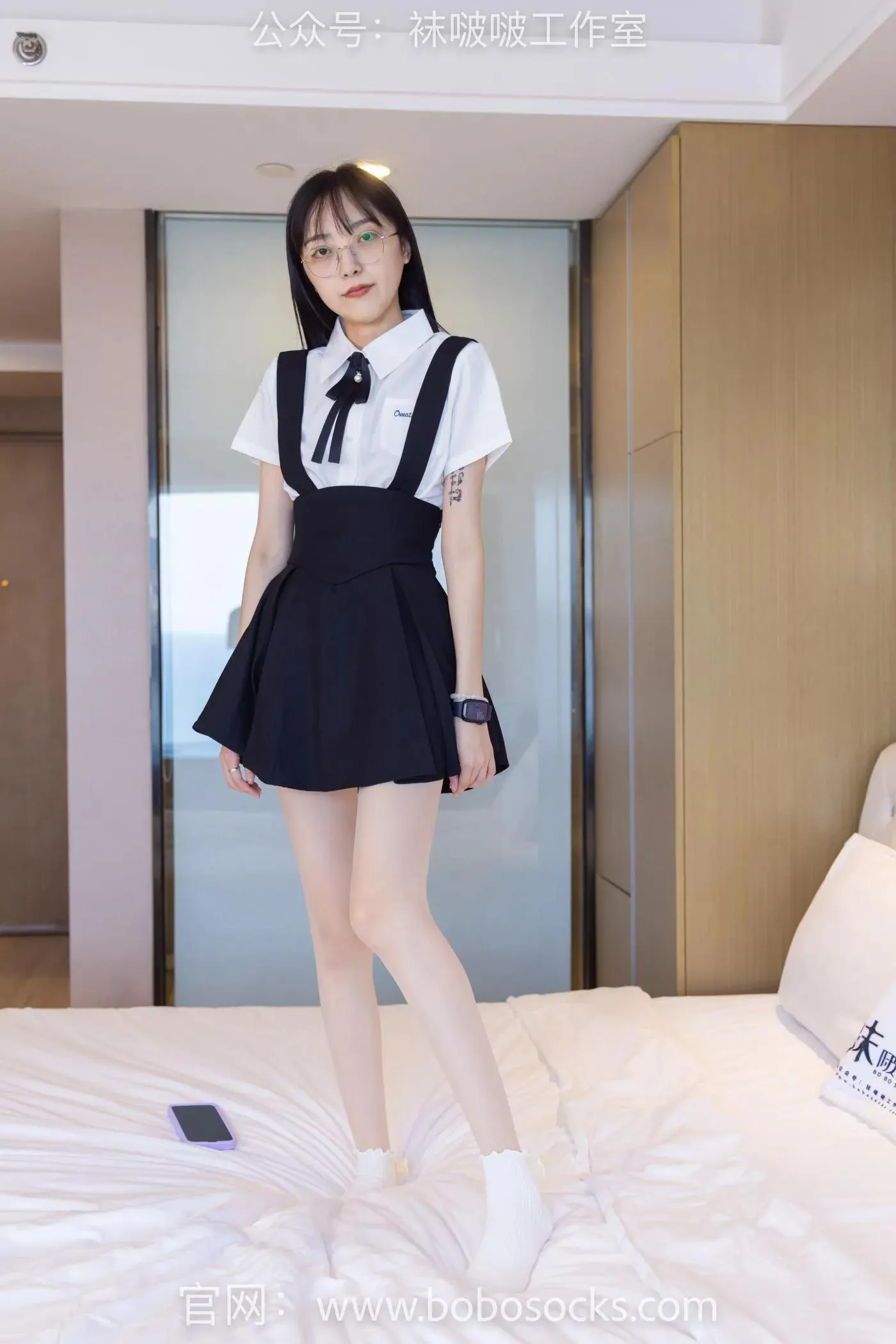 [BoBoSocks袜啵啵]NO.121 稚予-高跟鞋、白棉袜、肉丝 [138P]插图5